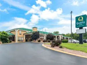 Quality Inn Russellville