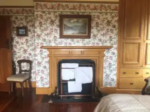 Llandaff Country Residence