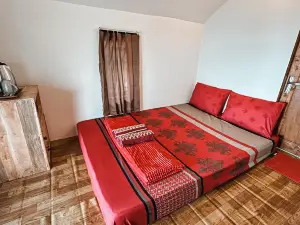 SEROJA Villa and Camping Ground