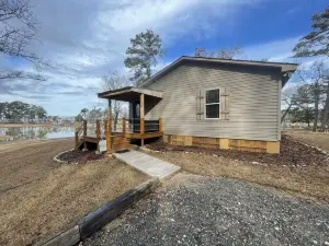 Lake Wateree SC Waterfront Home 3B/2Ba w/ King Bed, Loads of Amenities & Dock!