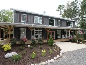 “Your Big Lake House” - Large Lakefront Home w Private Pool & Hot Tub-Sleeps 40!