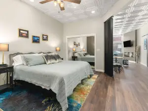 Studio 1894