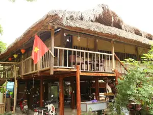 Dong Que Homestay-Tours-Motorbike, Car Rental, Hiking