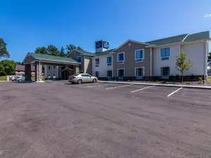 Cobblestone Inn & Suites - Barron