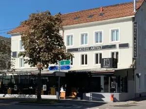 โรงแรมอาร์ติสต์