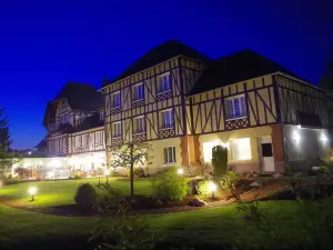 Logis Hôtel & Restaurant la Villa des Houx