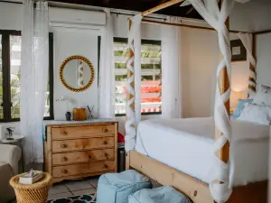 Waterfront! Villa Di Pace, Cruz Bay, St John Luxe OCEANFRONT VillaSummer deals