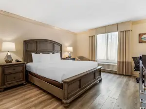 Clarion Hotel & Conference Center