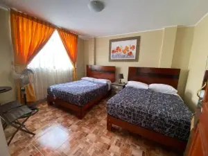 La Familia Nasca House