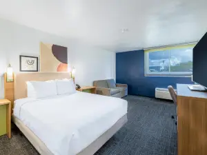 Spark by Hilton Ponce