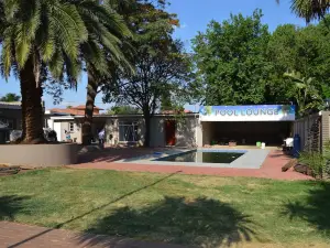 Airport Gardens Boutique Hotel