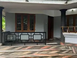 H Villa