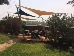 Dutchess Hotel and Restaurant