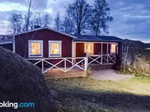 Gorgeous Home in Lönashult with Wifi