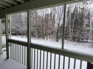 Burke Abode - Trailside Condo with King & Full Beds