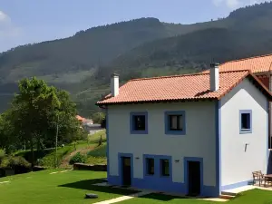 Apartamentos Rurales Casona La Sierra