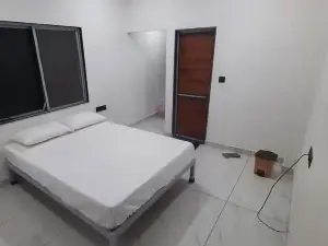 Gurukrupa Yatri Niwas