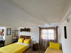 Yousurf Surf House