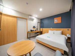 Hotel Leo Changwon Palyong Branch