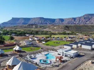 Zion Wildflower, BW Premier Collection