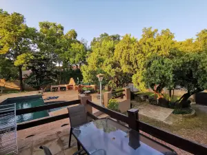 Paulshof Sandton Apartments - Hluhluwe Road Complex