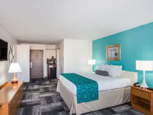 Howard Johnson by Wyndham Winter Haven FL