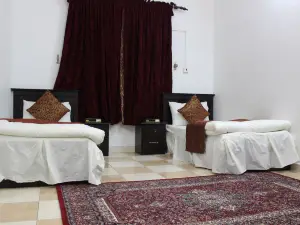 Al Eairy Furnished Apartments Al Baha 4