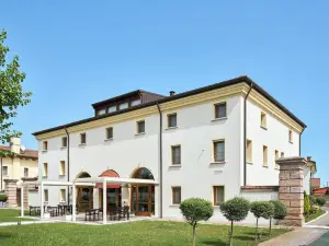 Albergo Antica Corte Marchesini