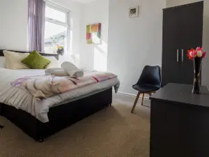 WoodHus Lodge Fantastic Large Double Room 3
