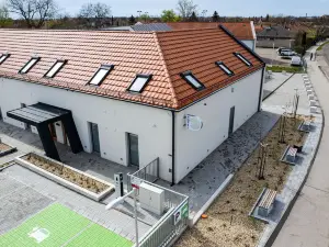 Eleven Business & Sport Hotel