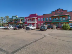 距錫特格雷夫斯16英里：歐弗加德小屋帶門廊