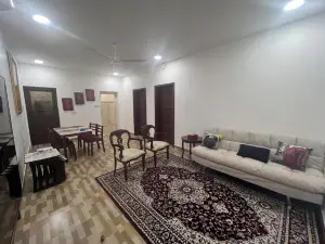2-bedroom apartment in brilliant West Riffa with WiFi, AC