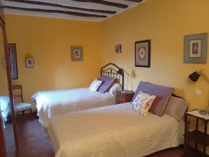 คาซา พาลาเซียกา โดญา เลโอคาเดีย