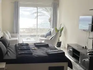 Voya Hotel and Suites