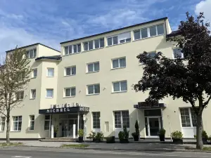 Hotel Michael