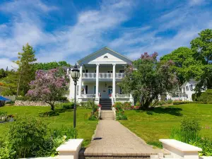 Harbour View Inn