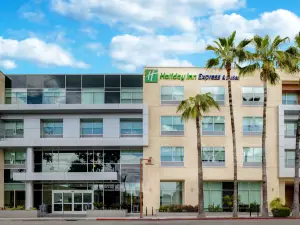 Holiday Inn Express & Suites GLENDALE DOWNTOWN by IHG