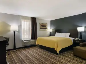 Quality Inn Aurora - Naperville Area