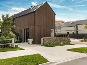Woolshed Retreat - Queenstown