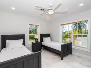SKai Fall by Grand Cayman Villas