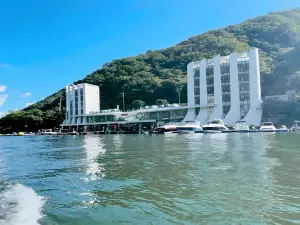 YJ Hotel