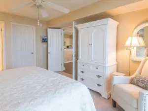 Oceanfront Views and Sparkling Pool - Stunning Coastal Retreat