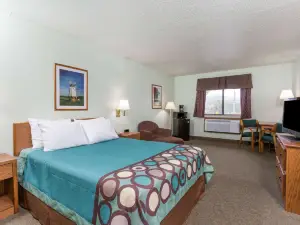Super 8 by Wyndham Gallipolis Pt Pleasant Area