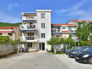 Marinero Apartments