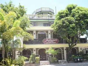 Villa Esmeralda Bryan's Resort Hotel and Restaurant