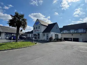 Contact Hôtel - MOTEL LES BLEUETS HONFLEUR - Spa et Massages