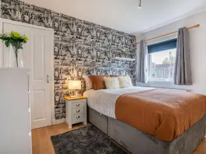 2 Bed Bungalow - Free Parking