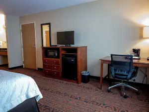 Savanna Inn & Suites