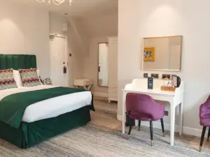 Royal Kings Arms Hotel