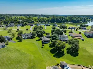 Wonderfully cozy and spacious waterfront home on the water!
